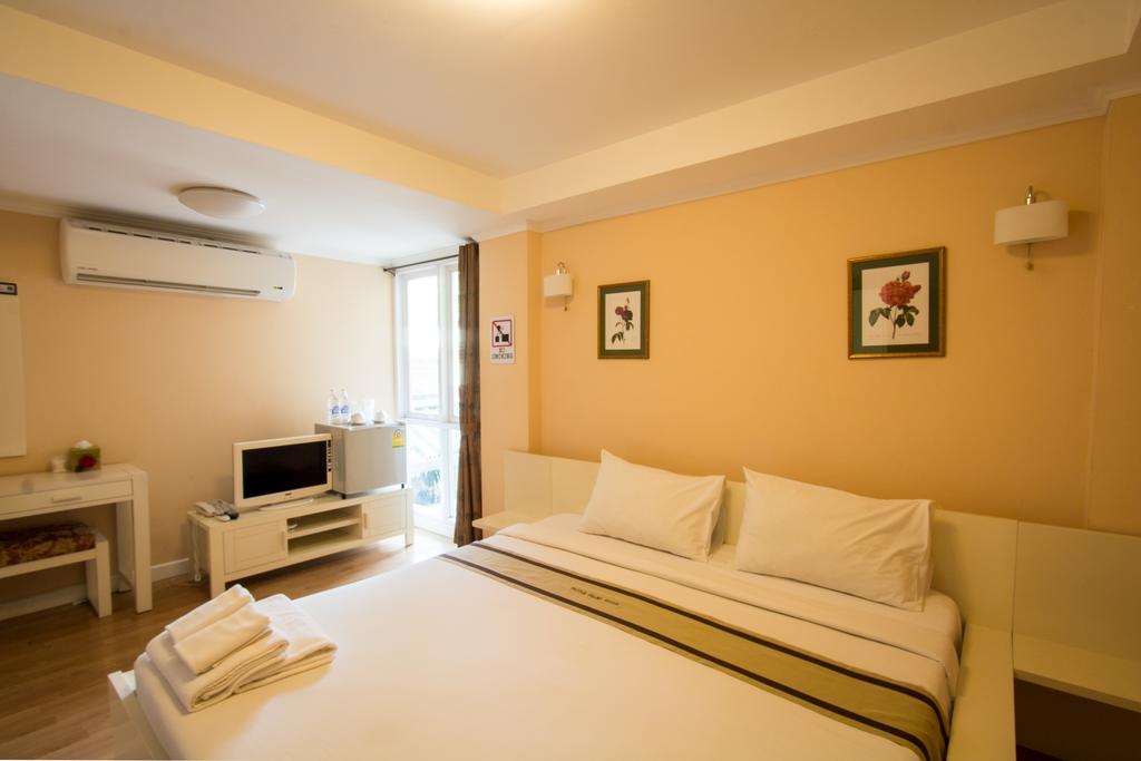 Triple Palms House Hotel Chiang Mai Ngoại thất bức ảnh