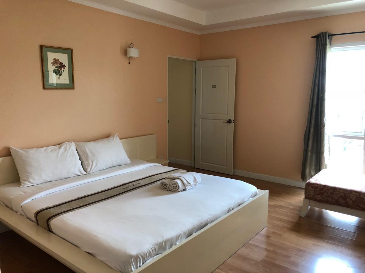 Triple Palms House Hotel Chiang Mai Ngoại thất bức ảnh