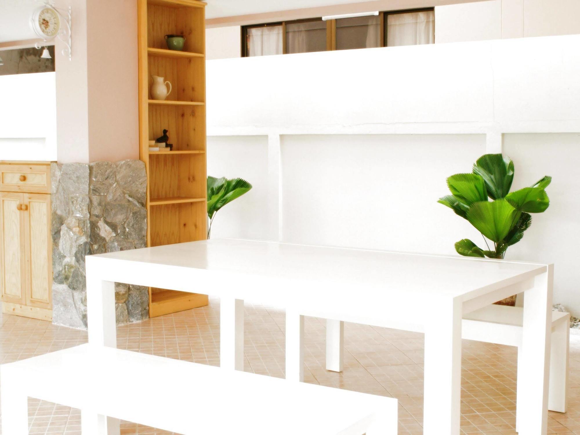 Triple Palms House Hotel Chiang Mai Ngoại thất bức ảnh