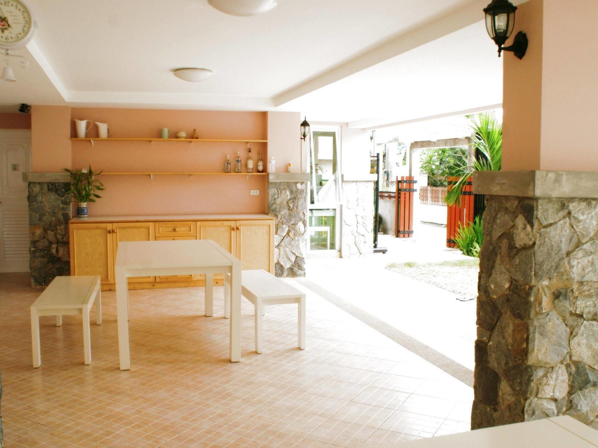 Triple Palms House Hotel Chiang Mai Ngoại thất bức ảnh