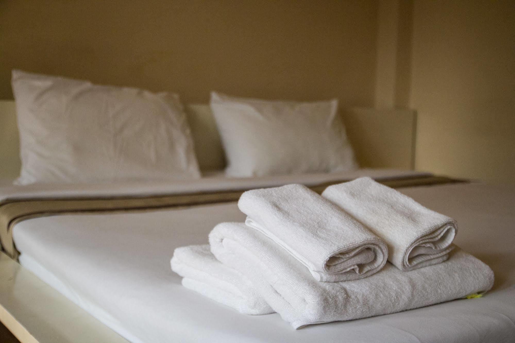 Triple Palms House Hotel Chiang Mai Ngoại thất bức ảnh